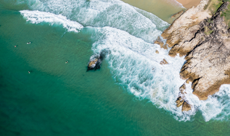 Relax on the Ultimate North Stradbroke Trip